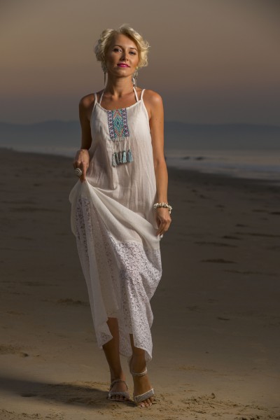 Maxi dress with net fabric on bottom